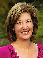 Headshot of Jennifer Hartenstein