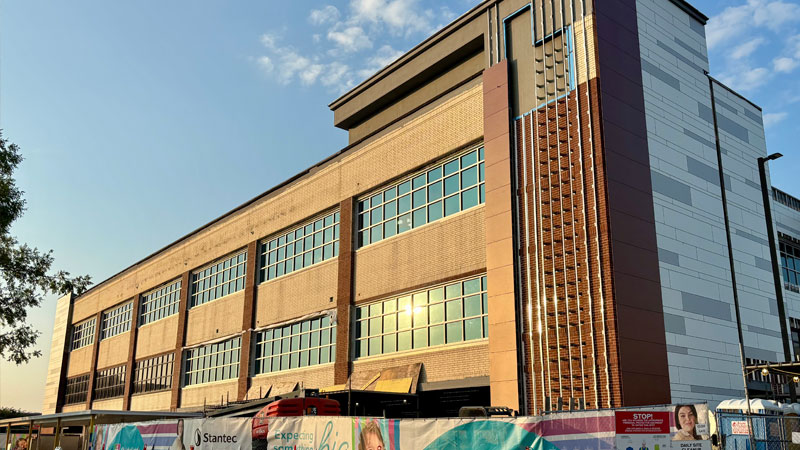 Women and Children's Exterior